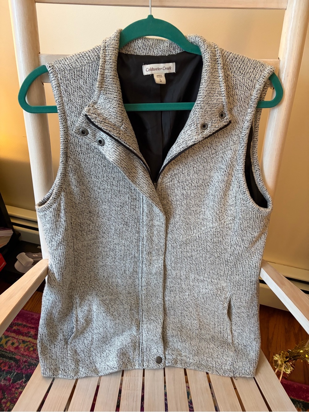 Coldwater Creek Women's Gray Knit Vest with Snap Collar